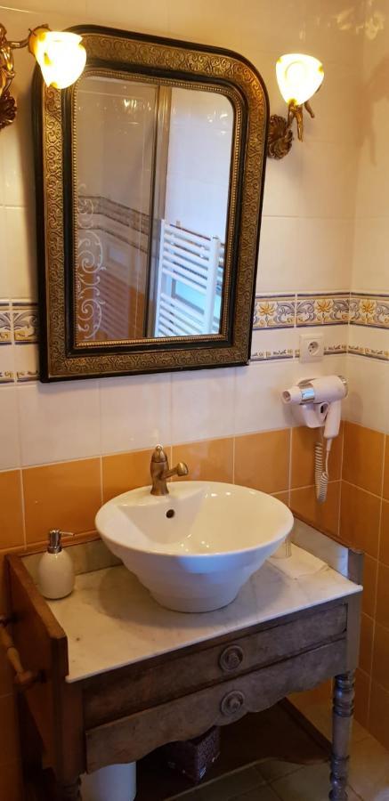 Le Domaine De Tizo Hotel Saint-Victor-de-Morestel Eksteriør billede